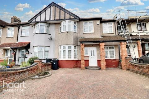 Belvedere Avenue, Clayhall 5 bed semi