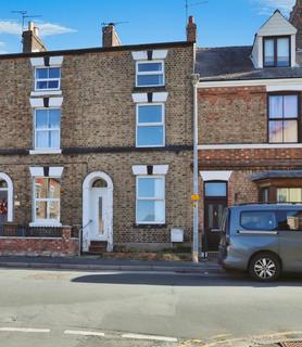 Eastgate North, Driffield YO25 2 bed terraced house for sale