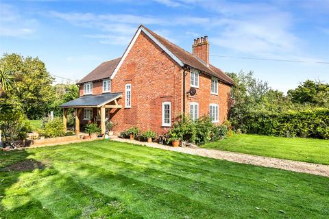 Wiggonholt, Pulborough, West Sussex... 3 bed semi