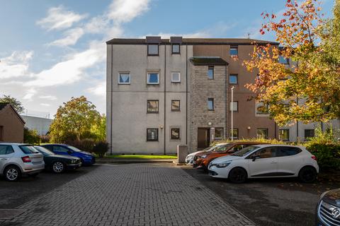 Headland Court, Aberdeen AB10 3 bed flat for sale