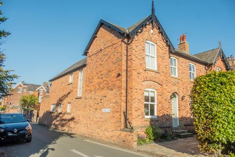 Agnew Street, Lytham, FY8 3 bed end of terrace house for sale