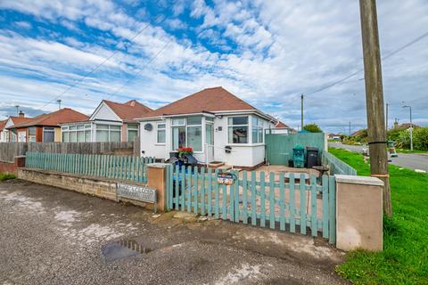 Woodside Avenue, Kinmel Bay LL18 2 bed bungalow for sale