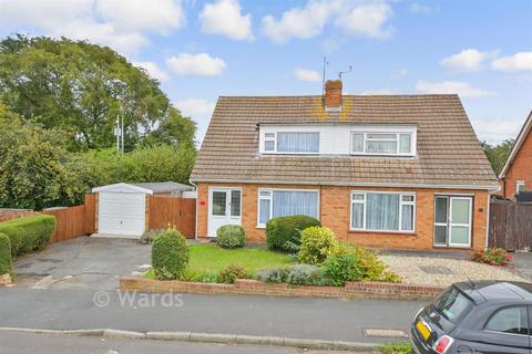 Bramley Avenue, Faversham, Kent 3 bed semi