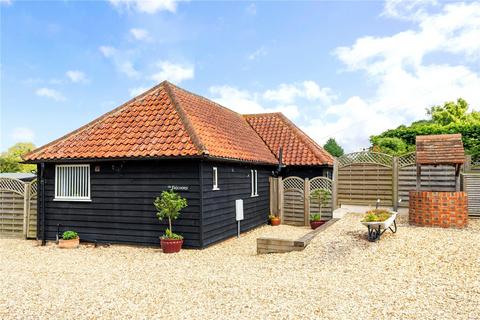 Bedford Road, Husborne Crawley... 2 bed detached house for sale