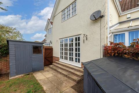 Feltham View, Halesworth IP19 3 bed terraced house for sale