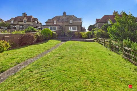 38 Marne Avenue, Ravenstown... 3 bed semi