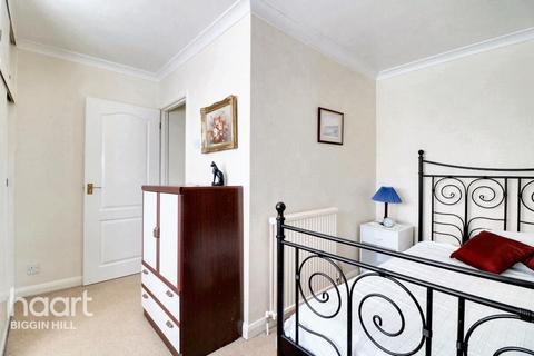 Main Road, Biggin Hill 3 bed semi