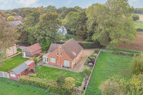 Back Lane, Burrough Green CB8 2 bed detached bungalow for sale