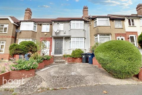 Whitton Avenue East, Greenford 3 bed terraced house for sale