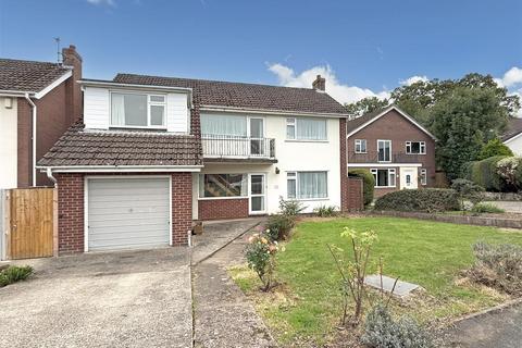 Larkhill Road, Copthorne, Shrewsbury 4 bed detached house for sale