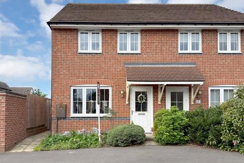 Browns Court, Farnsfield, Newark 2 bed semi