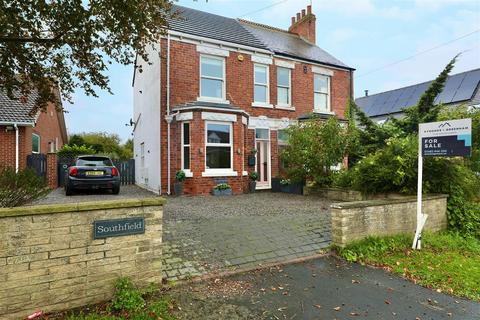 Hull Road, Skirlaugh, Hull 2 bed semi