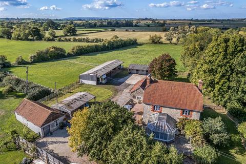 Smiths Farm, Fivehead, Taunton 3 bed detached house for sale