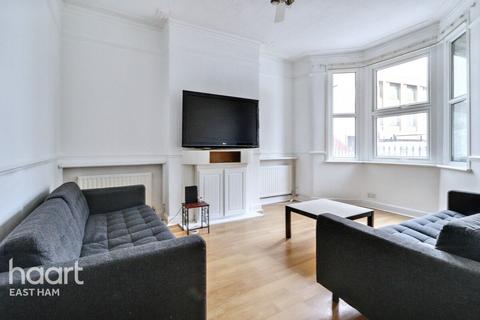 Rectory Road, London 3 bed terraced house for sale