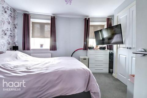 Nettle Way, Minster 2 bed apartment for sale