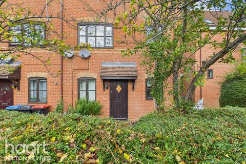 Grace Avenue, Milton Keynes 1 bed maisonette for sale