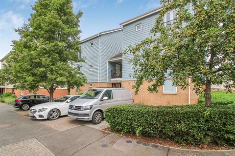 Follager Road, Rugby CV21 2 bed flat for sale