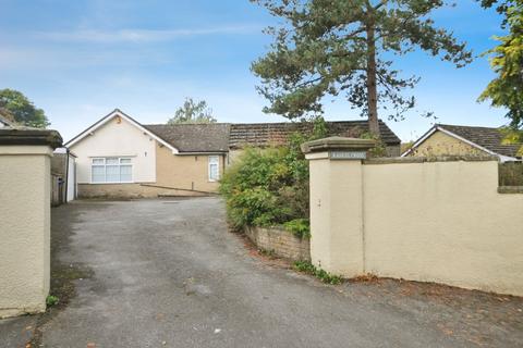 Littlethorpe Road, Ripon HG4 3 bed detached bungalow for sale