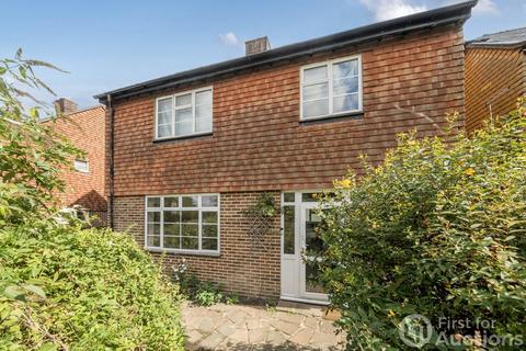 Gravel Road, Bromley 3 bed detached house for sale