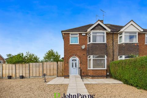 Sutton Avenue, Eastern Green... 3 bed semi