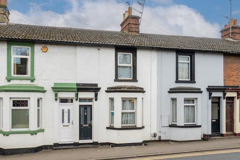 Hockliffe Road, Leighton Buzzard, LU7 2 bed terraced house for sale