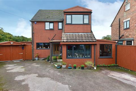Belmont Drive, Pensby, Wirral, CH61 4 bed detached house for sale