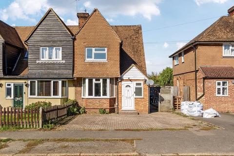 Medway Avenue, Yalding 3 bed semi