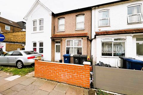 Dagmar Road, Southall 3 bed terraced house for sale
