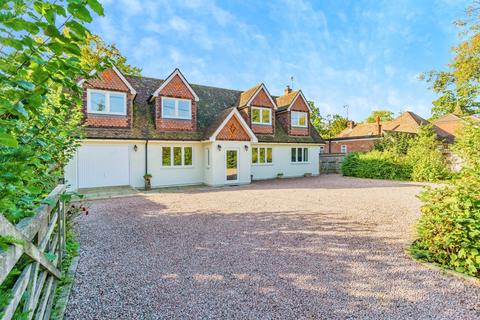 The Ride, Billingshurst RH14 4 bed detached house for sale