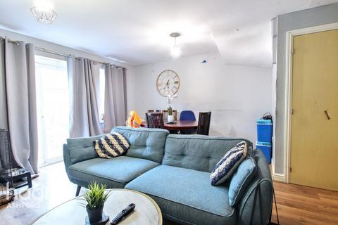 Violet Way, Ashford 5 bed townhouse for sale