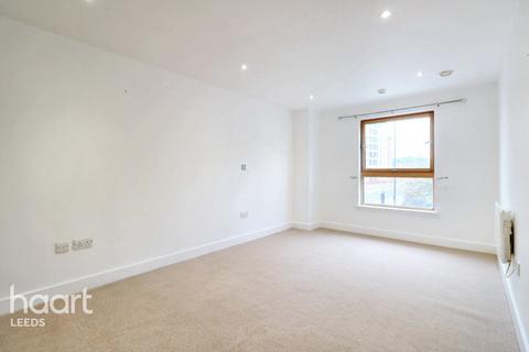 Armouries Way, LEEDS 2 bed apartment for sale