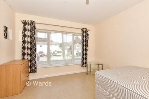 Sancroft Avenue, Canterbury, Kent 4 bed semi