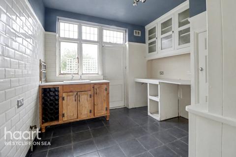 Ditton Court Road, Westcliff