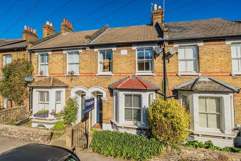 Talbot Road, Old Isleworth TW7 2 bed terraced house for sale