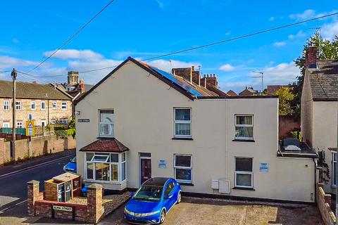 Alma Street, Taunton, Somerset. 4 bed terraced house for sale