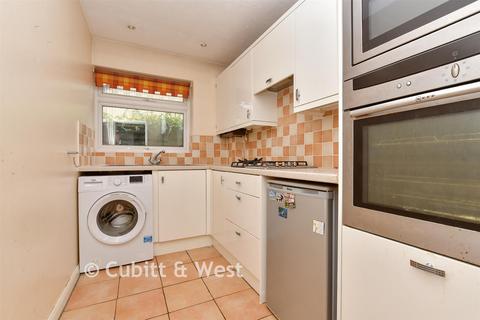 Josephine Avenue, Lower Kingswood... 3 bed semi