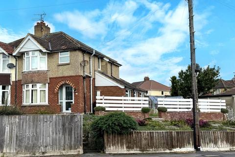 2 Park Avenue, Chippenham, SN14 0HA 3 bed semi
