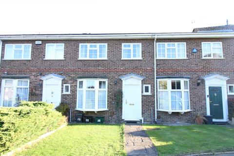 Chiltern Gardens, Bromley, BR2 3 bed terraced house for sale