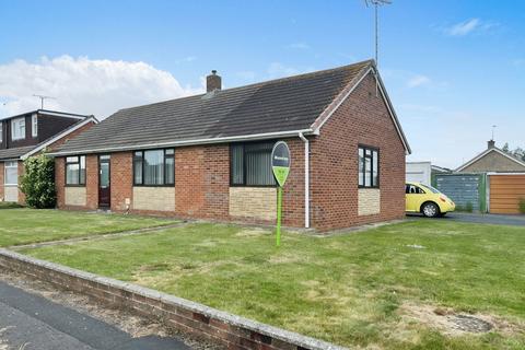 Mayfield Close, Swindon, SN3 3NH 3 bed detached bungalow for sale