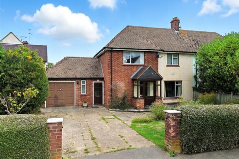 Sawkins Avenue, Chelmsford, Essex, CM2 3 bed semi