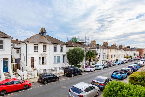 Hova Villas, Hove 2 bed apartment for sale