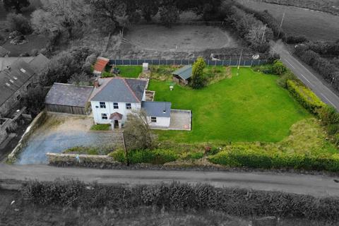 Marchogllwyn Isaf, Sylen Road... 3 bed detached house for sale