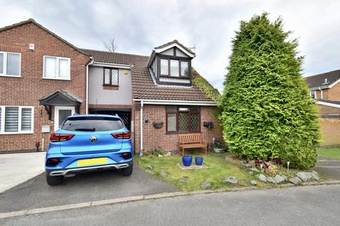 Yarrow Close, Hamilton, Leicester, LE5 3 bed link detached house for sale
