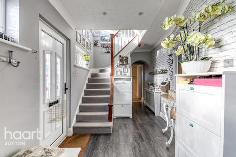 Grafton Road, Worcester Park 5 bed semi