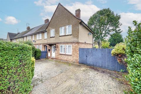 St. James Close, Rushden 3 bed end of terrace house for sale