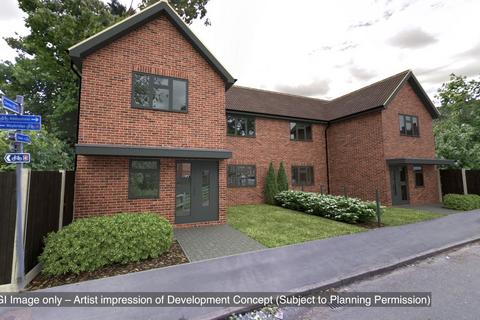 Land to the Rear of 77 Eastworth... Land for sale