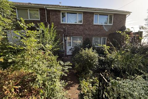 64 Barley Farm Road, Exeter, Devon 2 bed ground floor flat for sale