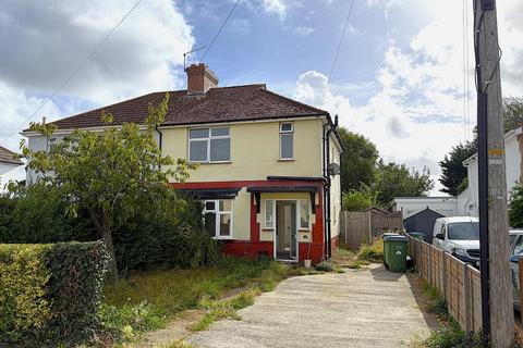 28 Southways, Stubbington, Fareham... 3 bed semi
