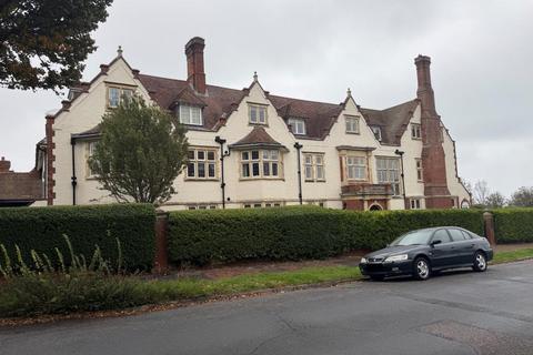 1 Staveley Court, 9 Staveley Road... 2 bed ground floor flat for sale