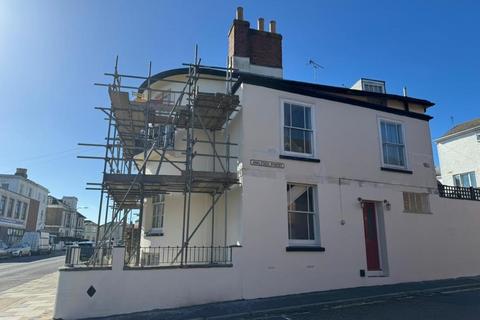 5 Anglesea Street, Ryde, Isle Of Wight 1 bed maisonette for sale